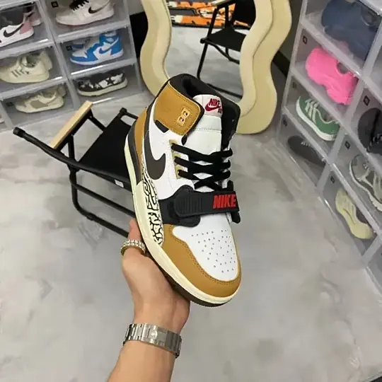 Nike Air Jordan 312 Sneakers